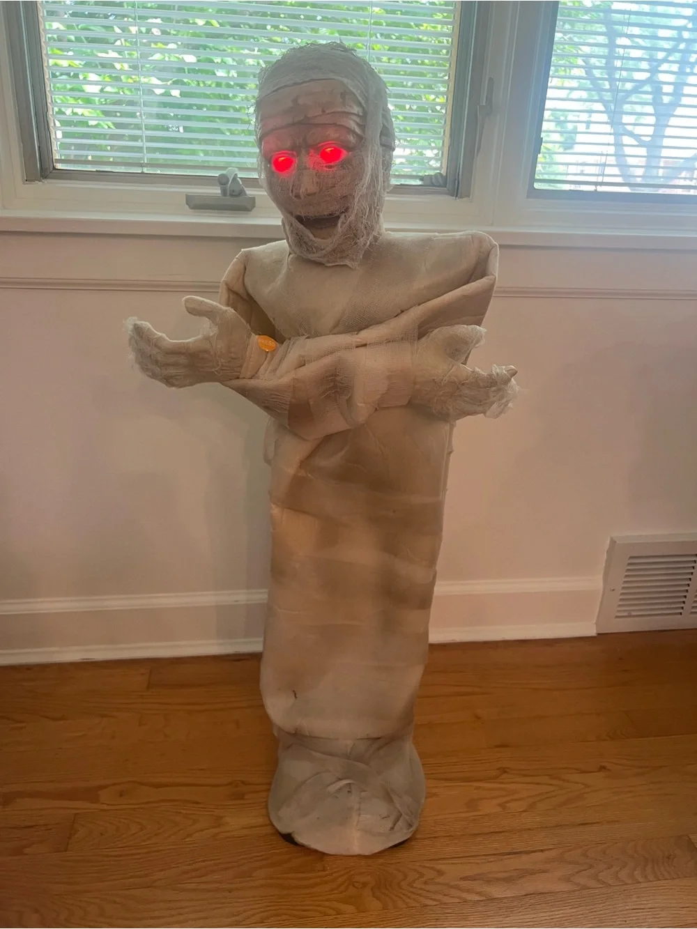Gemmy Industries Spooky Village 3 Foot Animated Mummy decoration Halloween